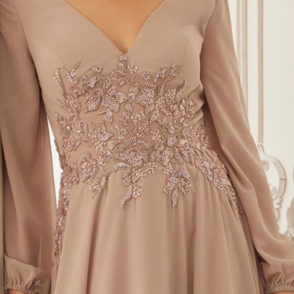 Long sleeve formal dress.Mother of the bride party evening navy blue plus size - Picture 7 of 8